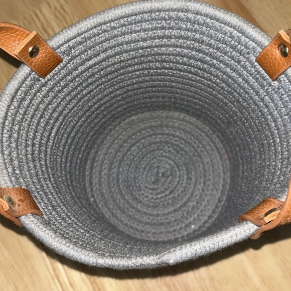 Basket - Picture 4 of 8